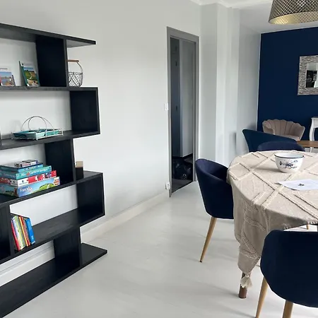 펜션 Maison Renovee Avec Garage Et Jardin, Proche Centre - 라 트럼블라드